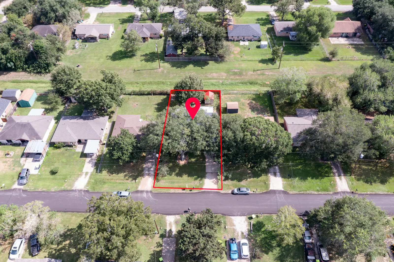 Aerial view of the lot outlined on Beasley Avenue